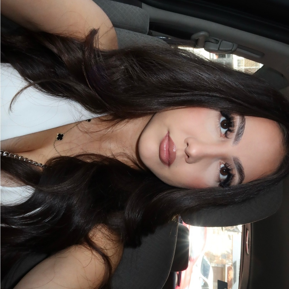 Meet your Posher, Ingrid